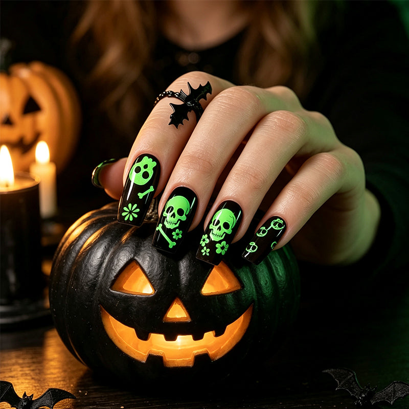 🔥LAST DAY BOGO SALE - Each $3.99🎃 Spooky Glow Halloween Nail Wraps – Salon-Look Nails in Minutes